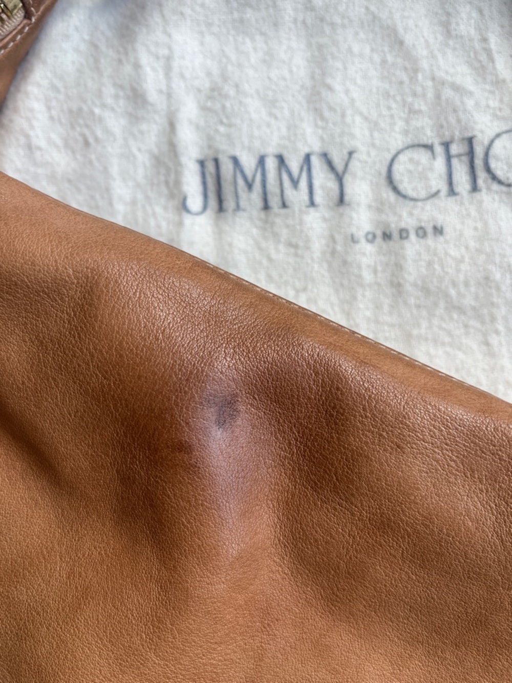 Jimmy Choo tan leather Hobo tote. Patina/spots/Camel leather/suede interior - Picture 2 of 9